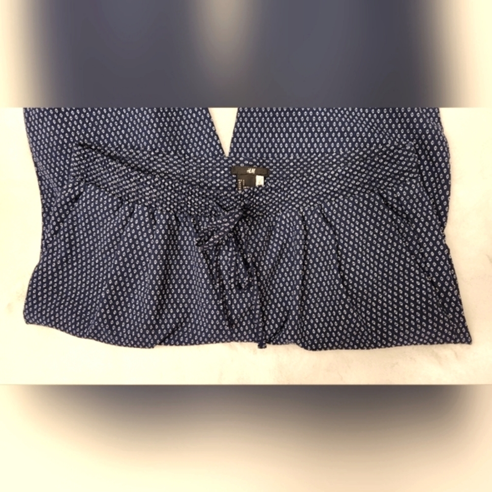 NWOT H&M pants - Size Small